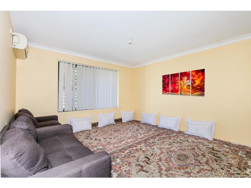 23 Myra Street, Kingston QLD 4114