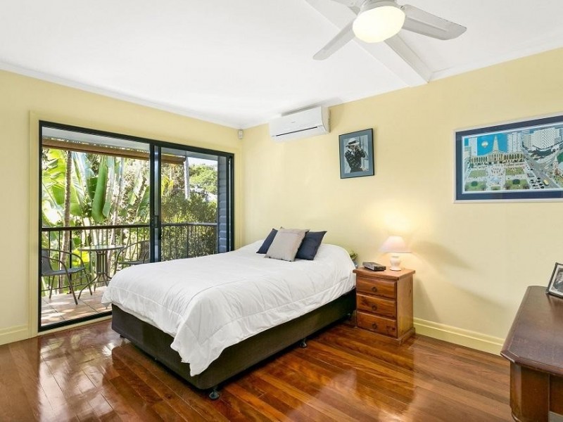 74 Kew Road, Graceville QLD 4075