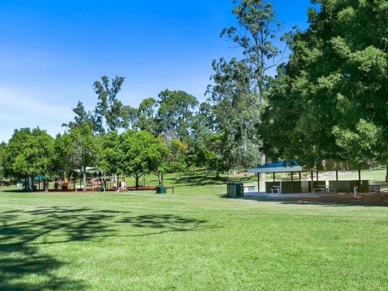 74 Kew Road, Graceville QLD 4075