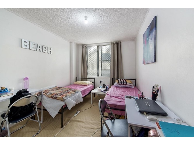 5/72 Marine Parade, Southport QLD 4215