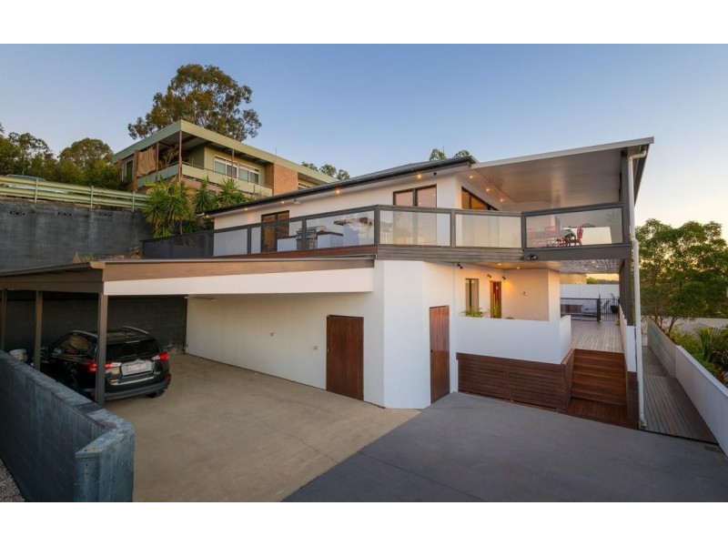 23 Castle Hill Street, Holland Park West QLD 4121