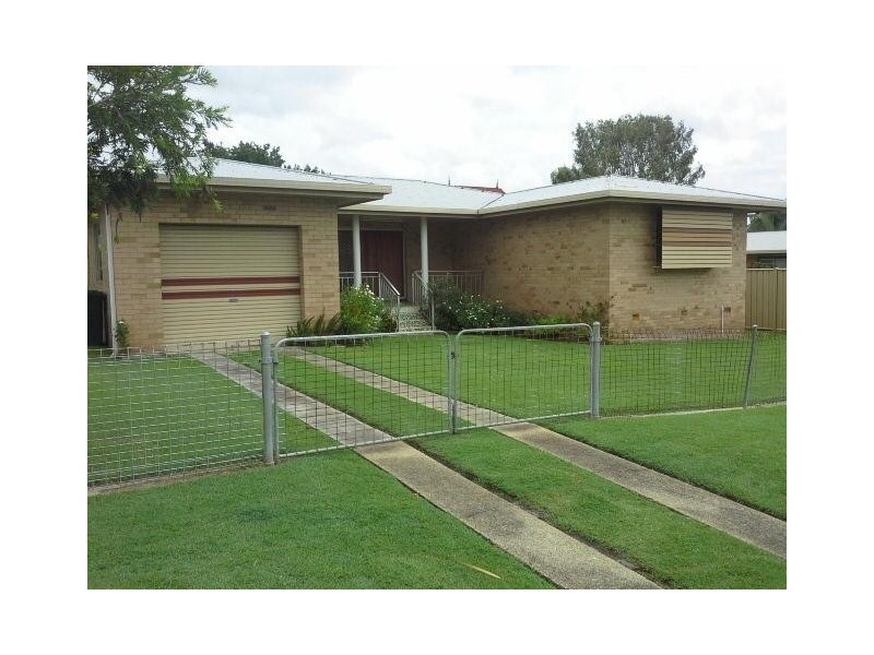 5 Arthur Street, Bundaberg South QLD 4670