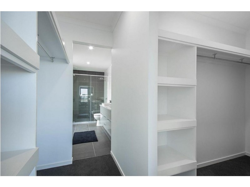 24 Reflection Crescent, Birtinya QLD 4575