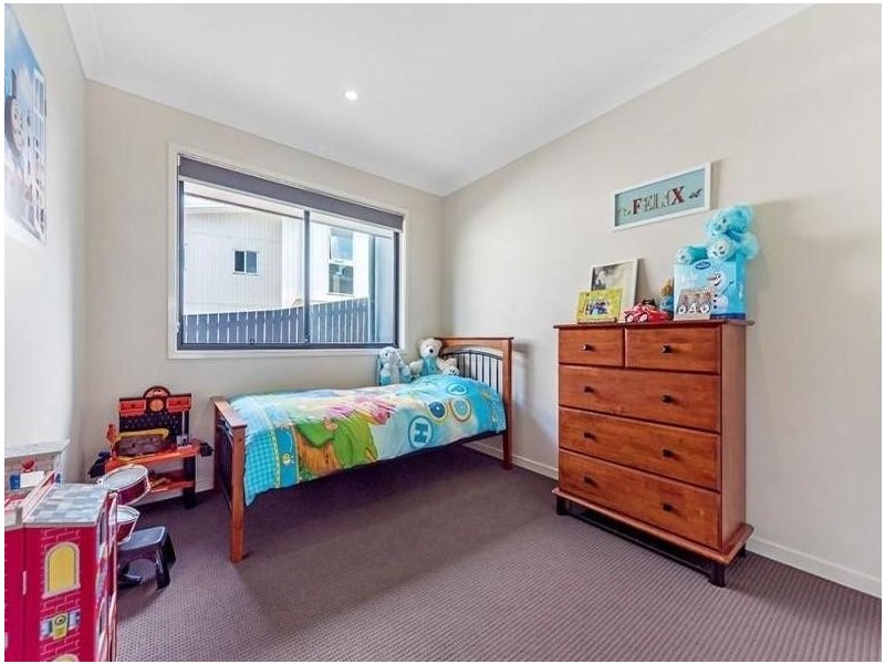 4 Mullingar Place, Carrara QLD 4211