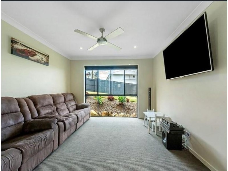 4 Mullingar Place, Carrara QLD 4211