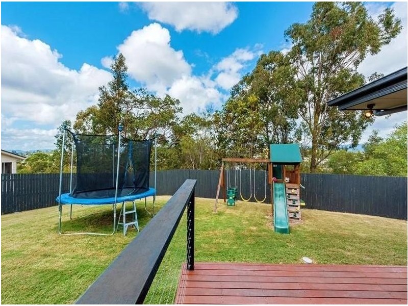 4 Mullingar Place, Carrara QLD 4211