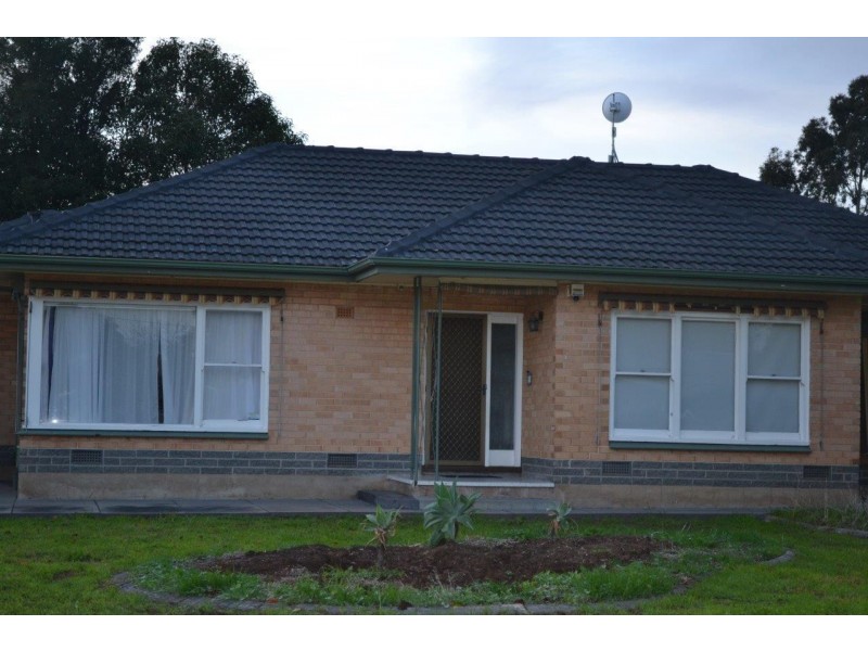 1 Hamish Grove, Rostrevor SA 5073