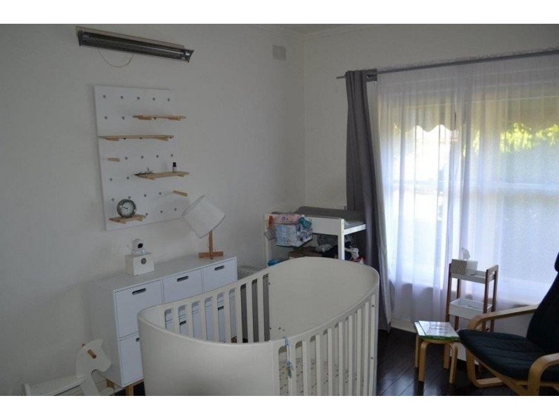 1 Hamish Grove, Rostrevor SA 5073