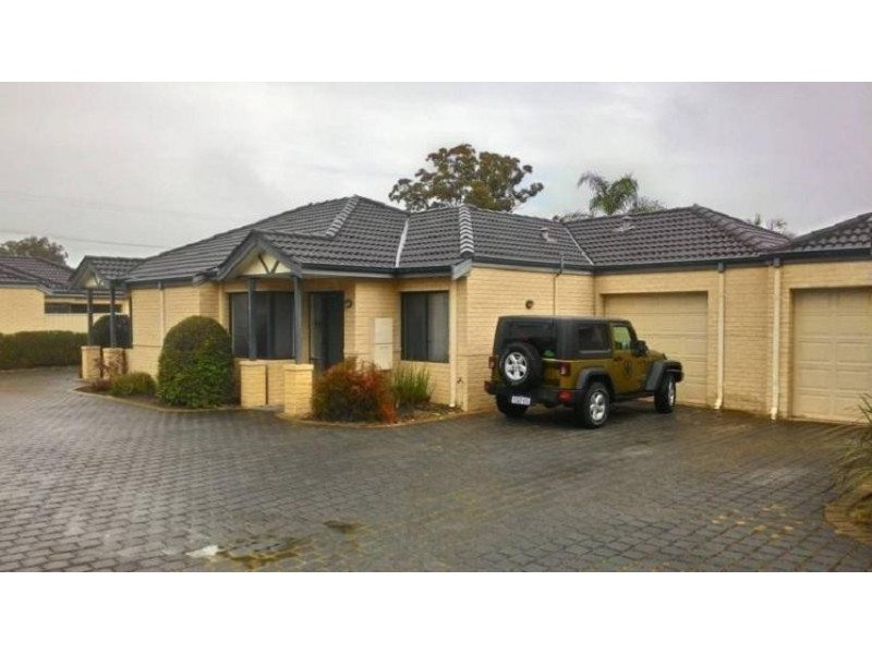4/44 Grey Street, Cannington WA 6107
