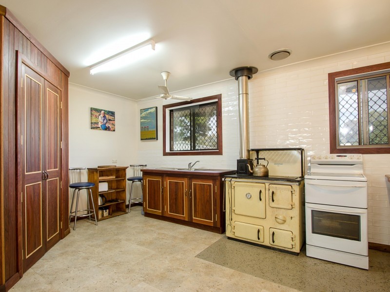 84 Bisley Street, Warwick QLD 4370