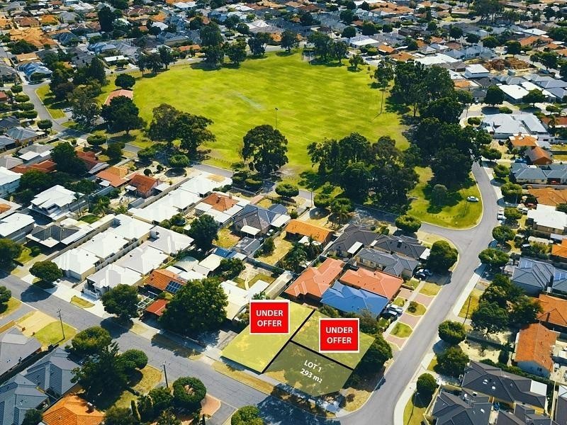 * 1 Medhurst Crescent, Nollamara WA 6061