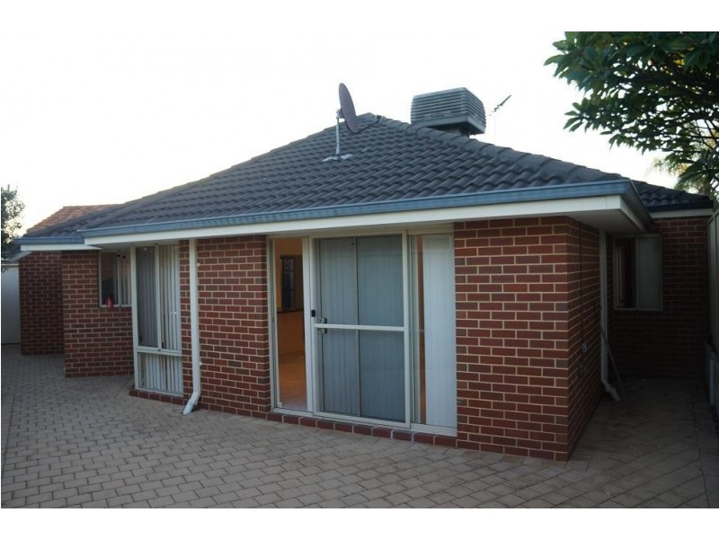 136 Morley Drive, Yokine WA 6060