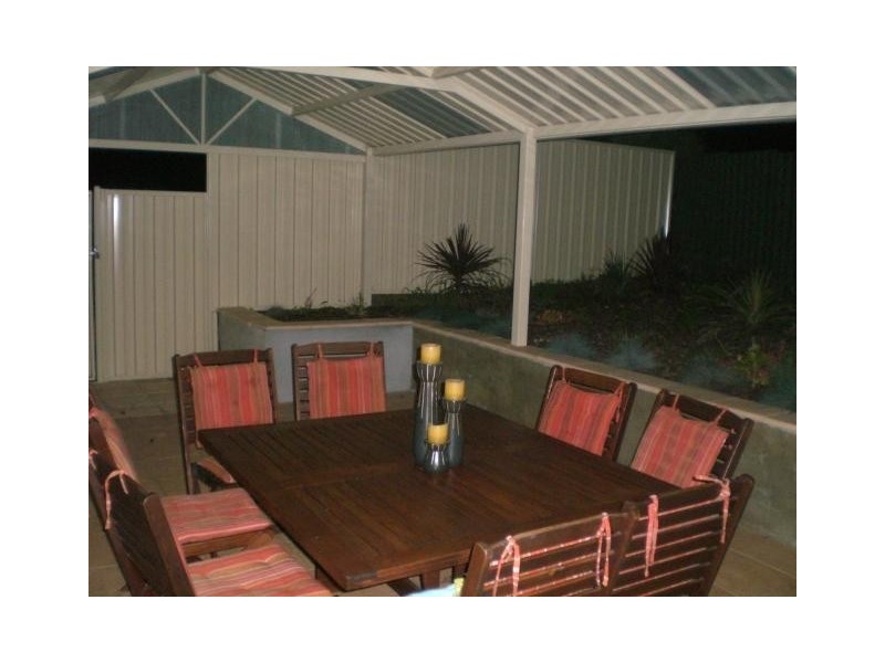 8 Tay Place, Hamersley WA 6022