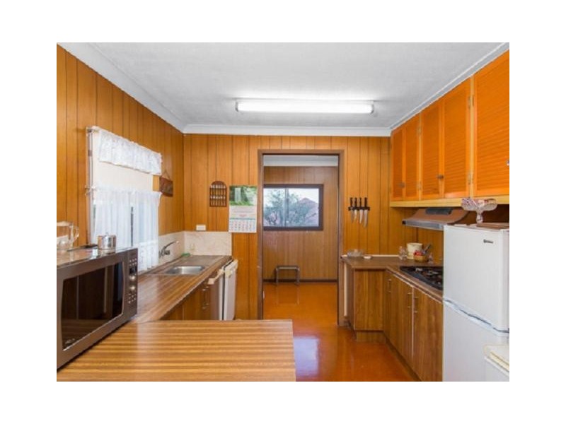 10 Winnam Street, Stafford QLD 4053