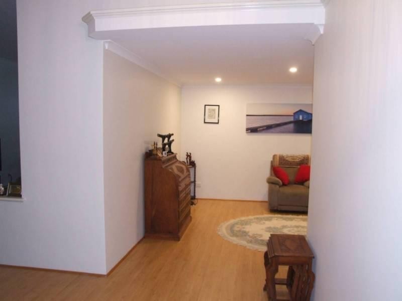 8 Hindmarsh Way, Edgewater WA 6027