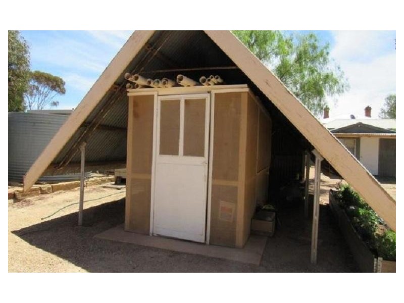 * Schoolhouse Road, Nackara SA 5440