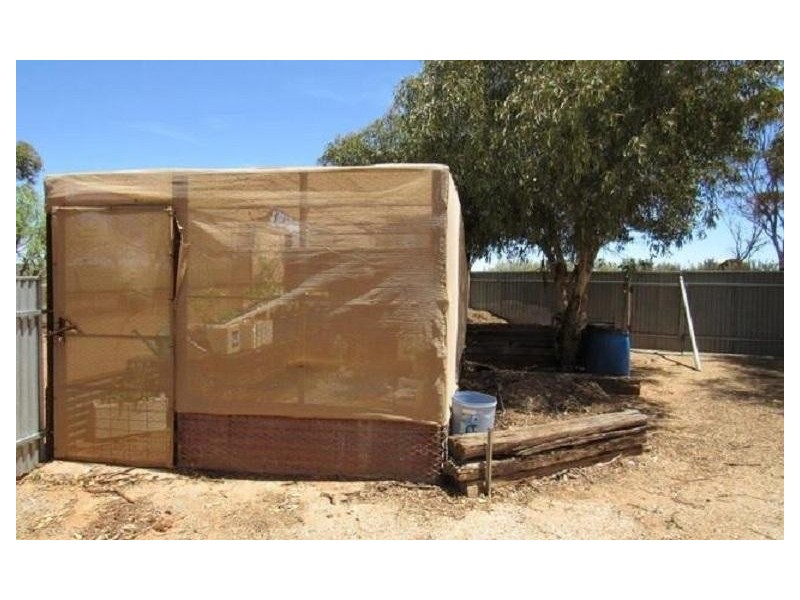 * Schoolhouse Road, Nackara SA 5440