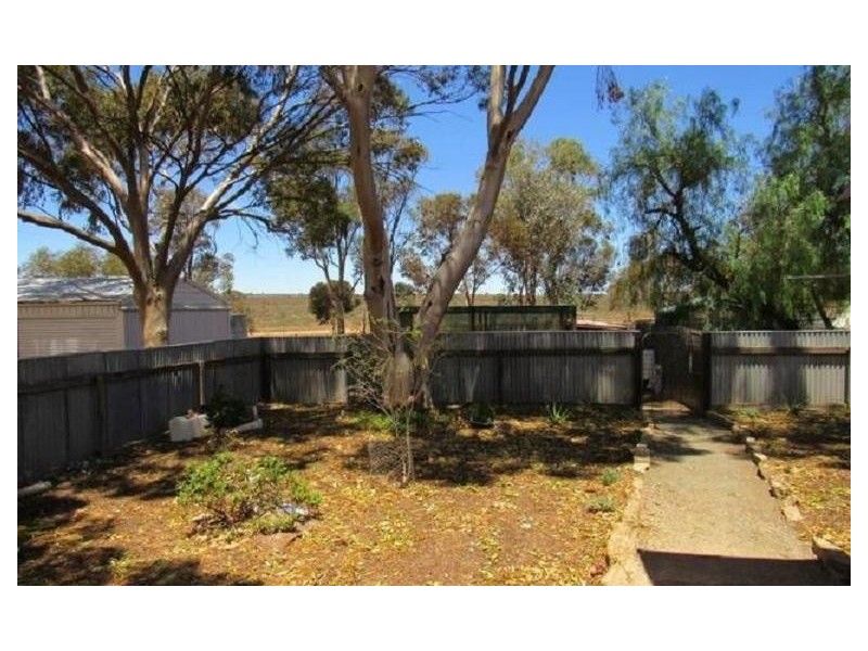 * Schoolhouse Road, Nackara SA 5440