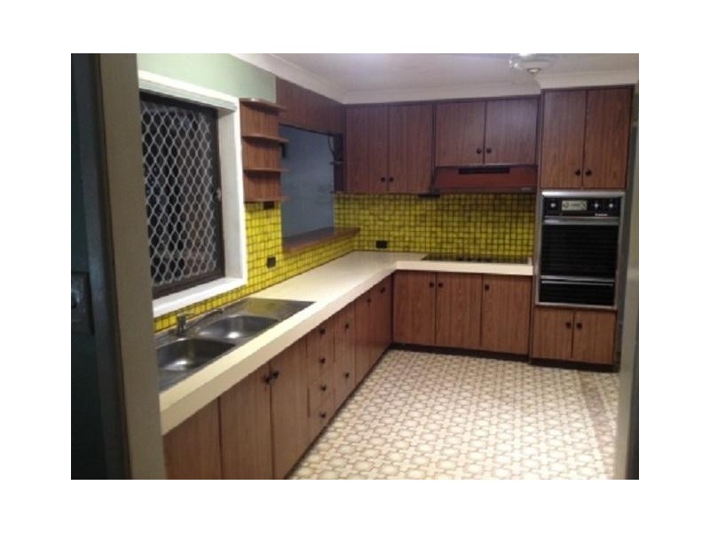 1160 Anzac Avenue, Petrie QLD 4502