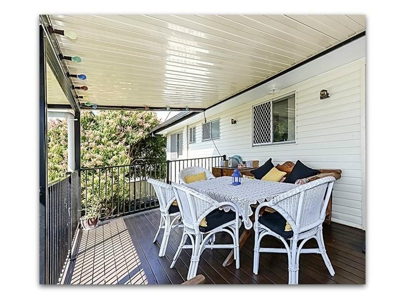 * 69 Fourth Avenue, Marsden QLD 4132