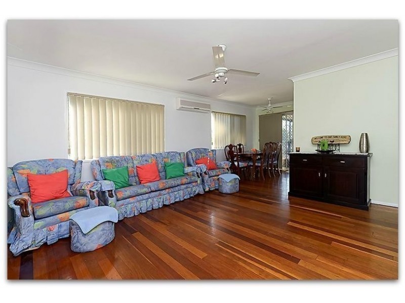 * 69 Fourth Avenue, Marsden QLD 4132