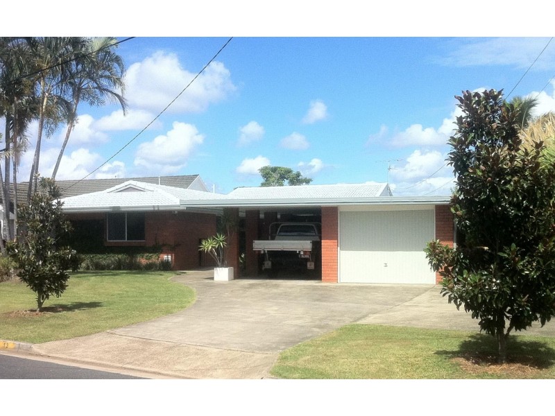 13 La Scala Court, Isle Of Capri QLD 4217