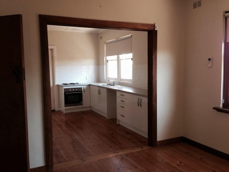 * 60 Botting Street, Albert Park SA 5014