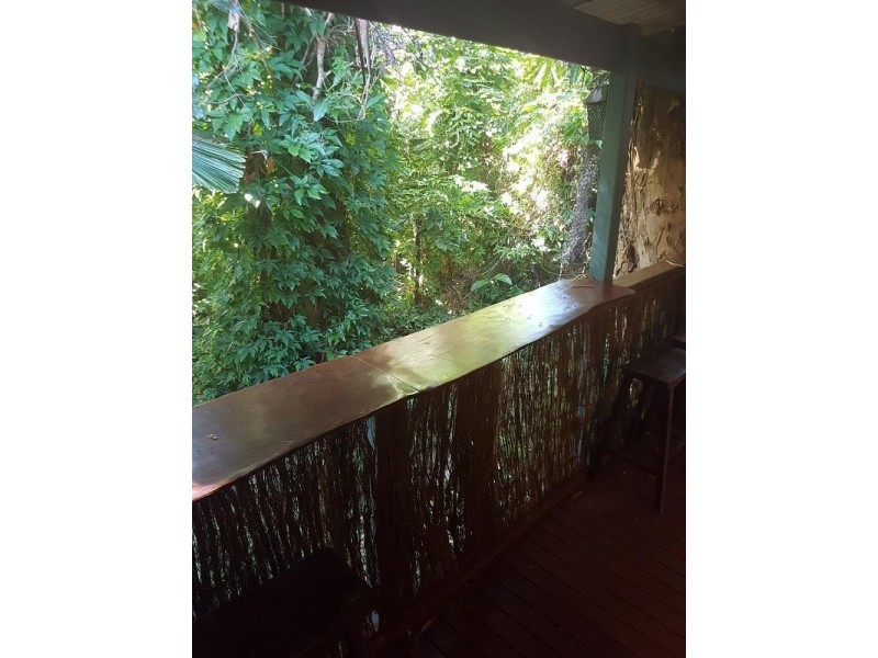 * Cassowary Villas 2032 Tully Mission Beach Rd, Wongaling Beach QLD 4852