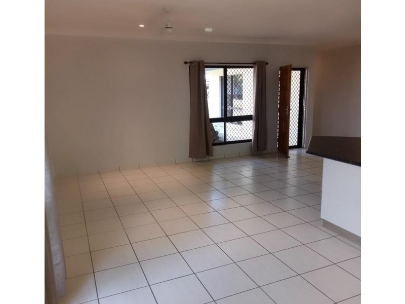 13 Richards Crescent, Rosebery NT 0832