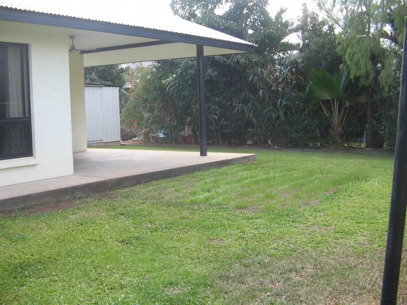 13 Richards Crescent, Rosebery NT 0832