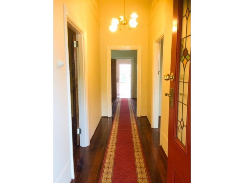 8 Lichfield Street, Victoria Park WA 6100