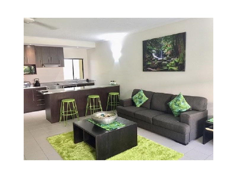 Palm Cove QLD 4879