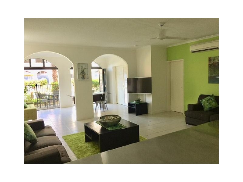 Palm Cove QLD 4879