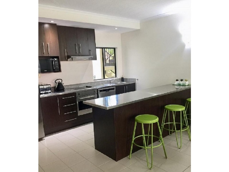 Palm Cove QLD 4879