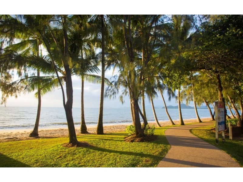 Palm Cove QLD 4879
