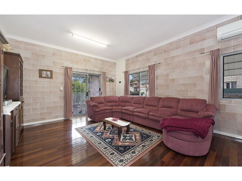 1 Margaret Close, Brighton QLD 4017