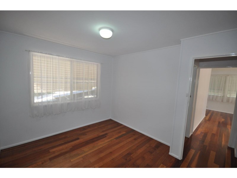 8 Elkhorn Street, Woodridge QLD 4114