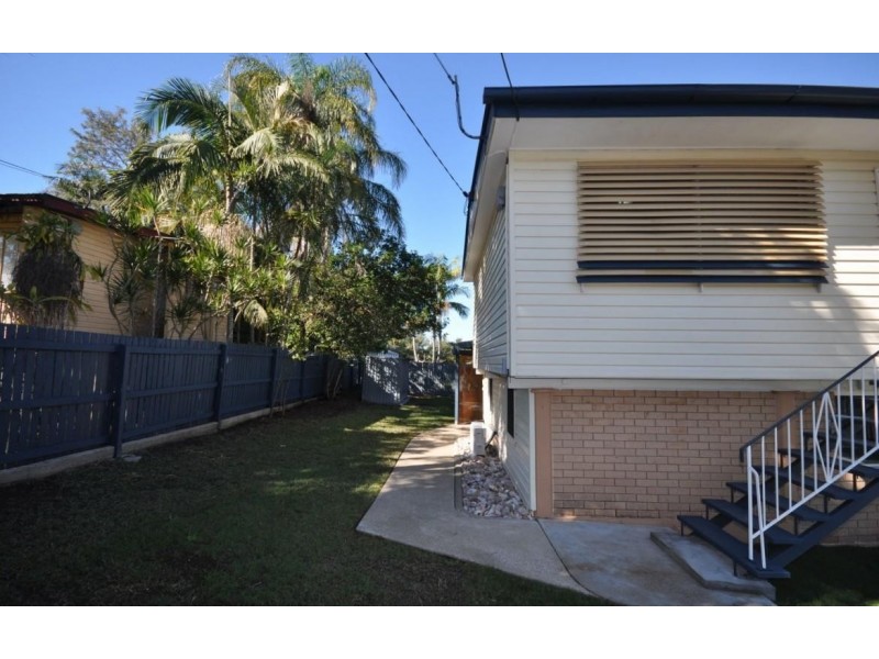 8 Elkhorn Street, Woodridge QLD 4114