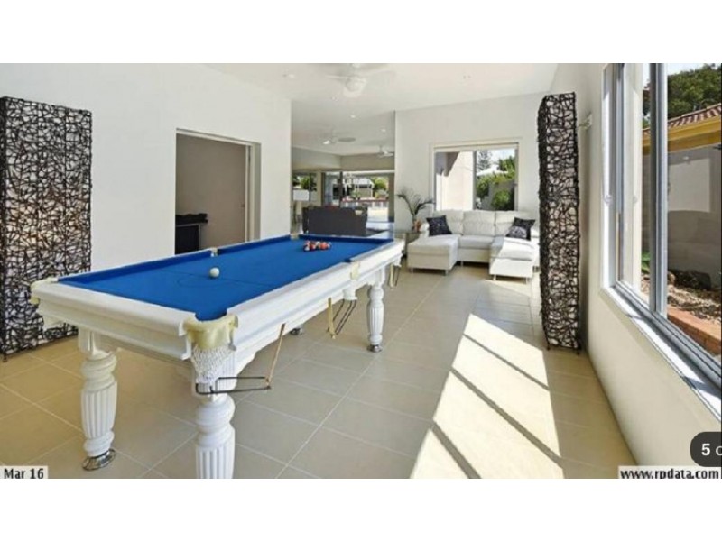16 The Promenade, Isle Of Capri QLD 4217