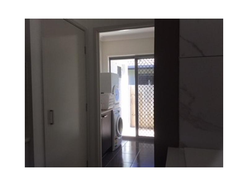 61 Creekside Drive, Sippy Downs QLD 4556