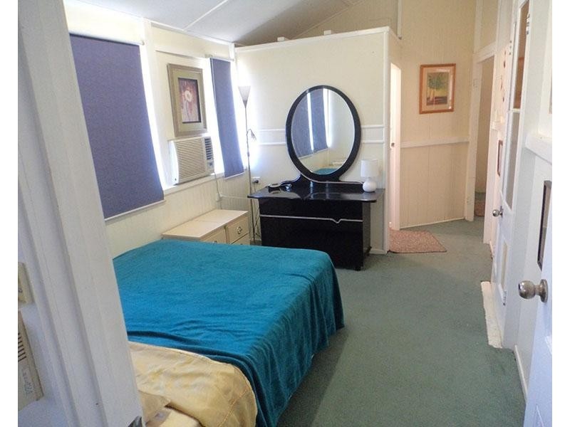 42 Bouverie Stree, Mundubbera QLD 4626