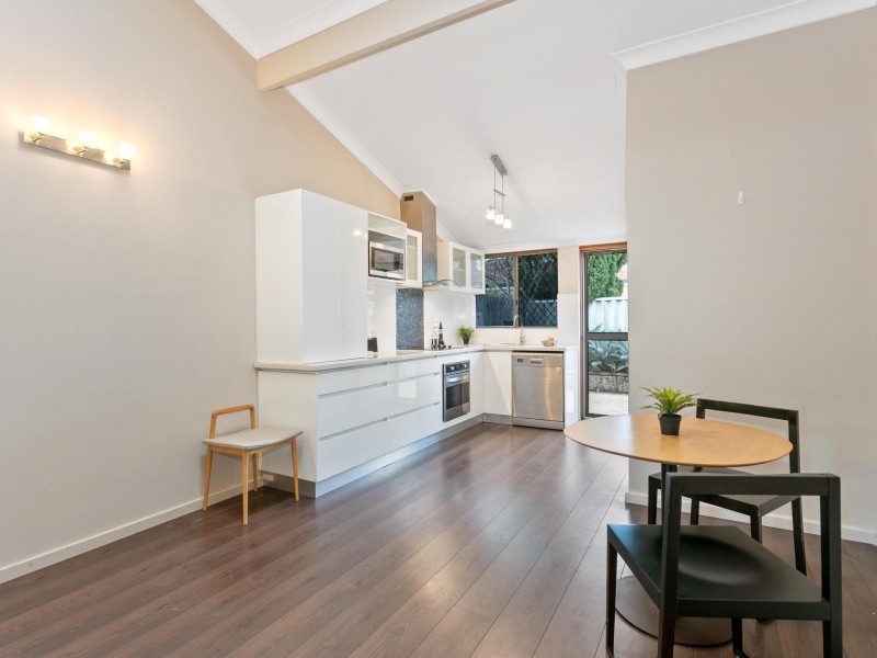 2/290 McDonald Street, Yokine WA 6060