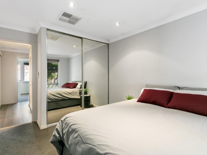 2/290 McDonald Street, Yokine WA 6060