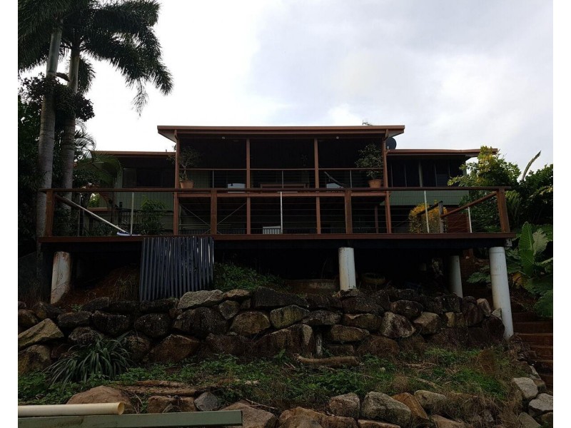 18 Hillview Court, Carmoo QLD 4852