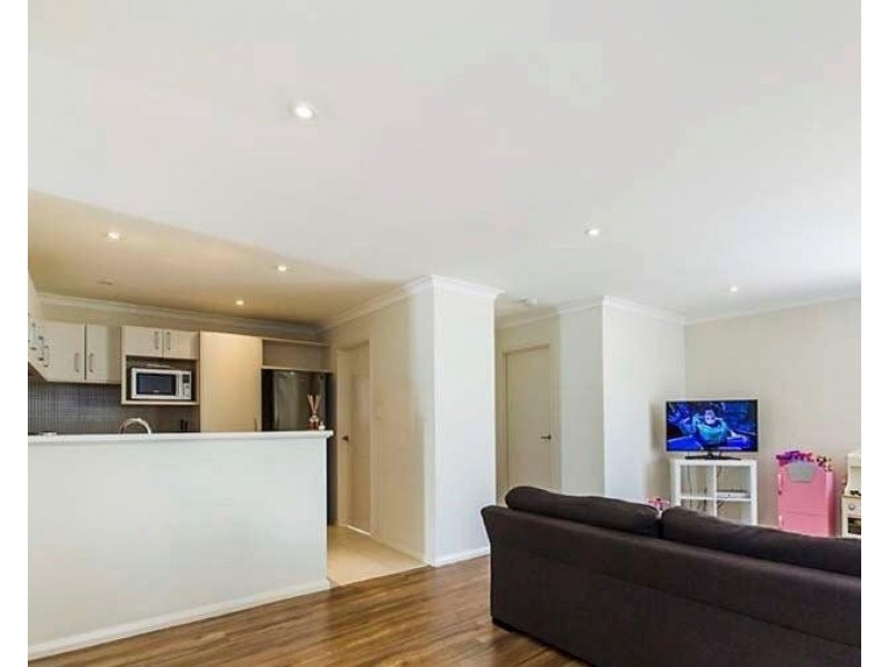 8 Redfern Bend, Clarkson WA 6030