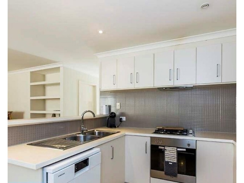 8 Redfern Bend, Clarkson WA 6030