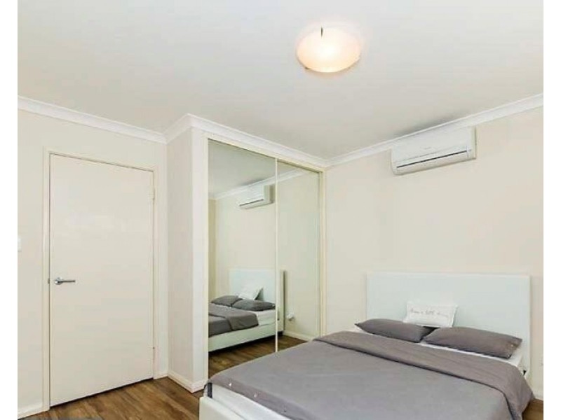 8 Redfern Bend, Clarkson WA 6030