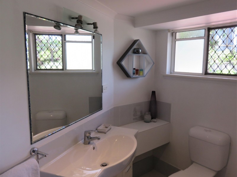 * Seagull Avenue, Mermaid Beach QLD 4218