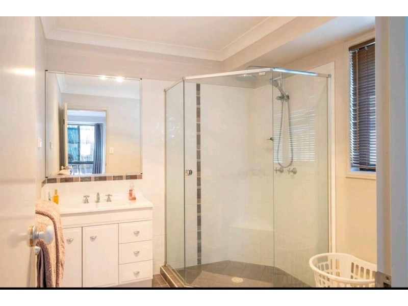 13 Benjamin Court, Yamanto QLD 4305