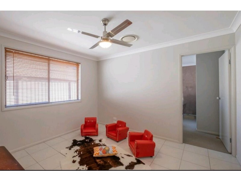 13 Benjamin Court, Yamanto QLD 4305